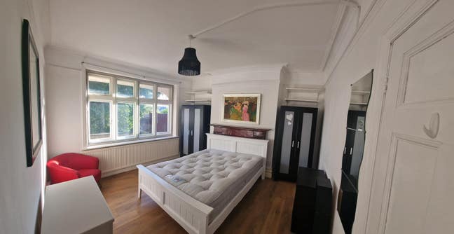 Double room, King size bed for rent Purley, London Main Photo