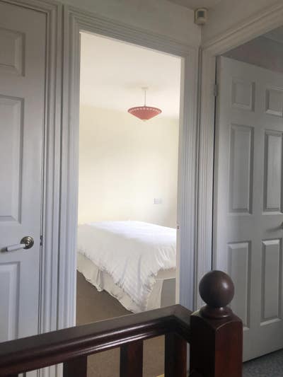 Detached house w/double sized bedroom and bathroom Main Photo