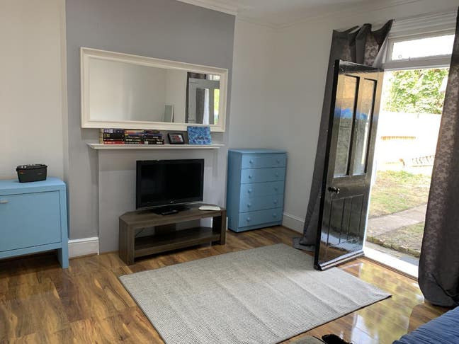Lovely rooms zone 2 kensal green rise queens park Main Photo