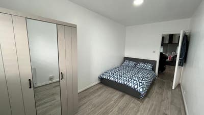 Double Room to Let/Flat  Share in Epping CM16 Main Photo