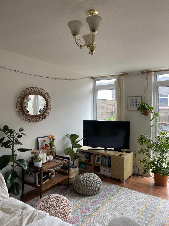 Double Room in Ground Floor Flat Main Photo