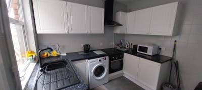 Double room with ensuite  Main Photo