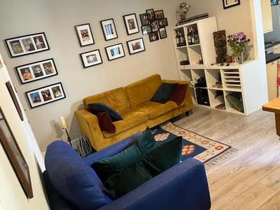 Single room in a clean terraced house Main Photo