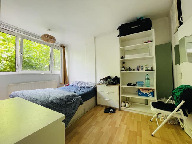Double Room in Surrey Quays - All Bills Included Main Photo