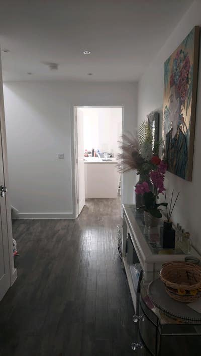 Double Room to Rent Main Photo