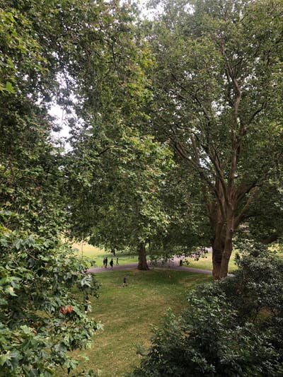 Single rm in flat 7 mins from S Quays stn Main Photo