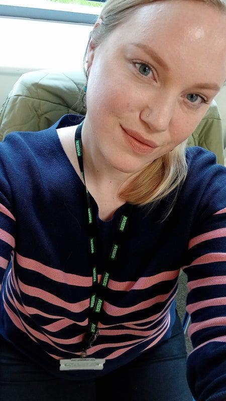 Friendly Professional Looking for Long-Term H... Main Photo