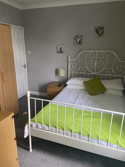 En suite rooms all bills included.  Main Photo