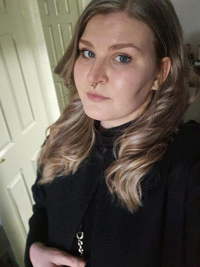 Student looking for house/flatshare Main Photo