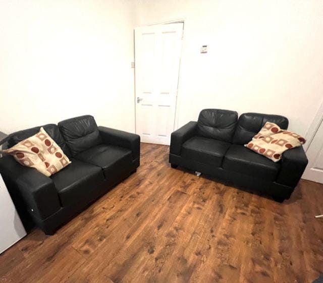 Room Available Now - All Inclusive Houseshare  Main Photo