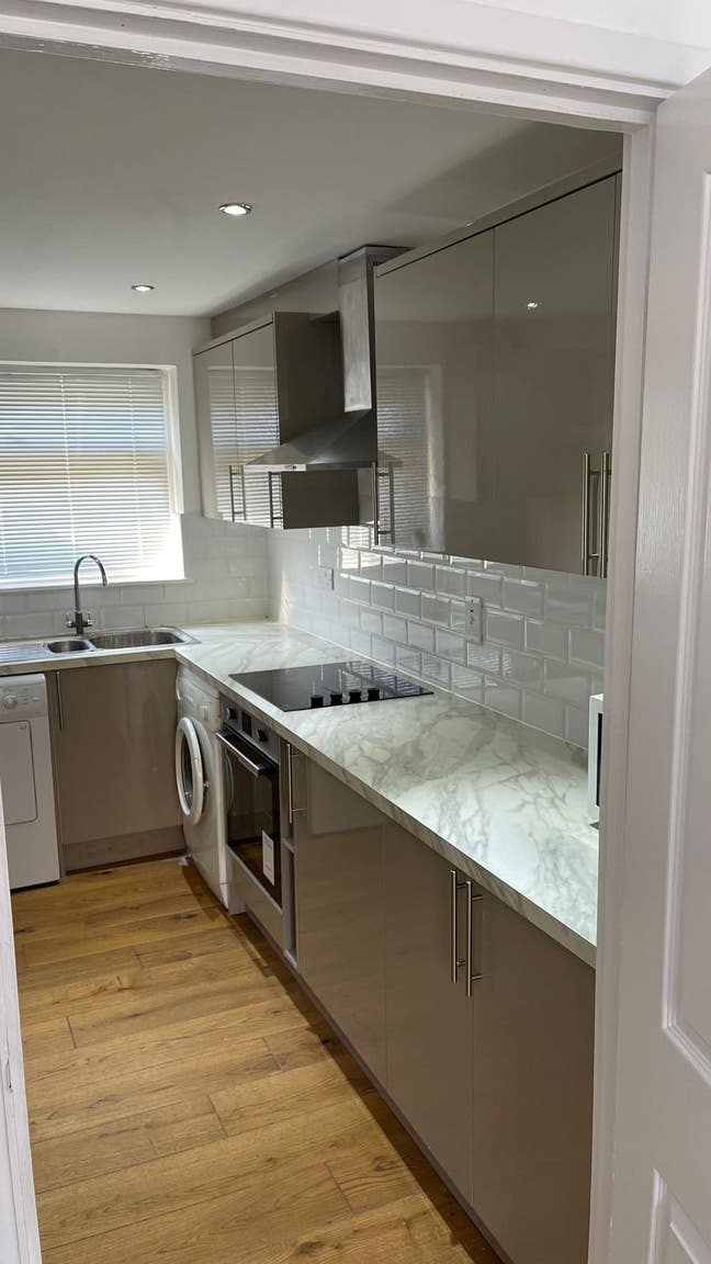 2 double bedroom rooms available READY TO MOVE IN  Main Photo