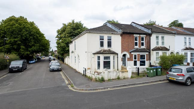 Double rooms available in Portswood  Main Photo