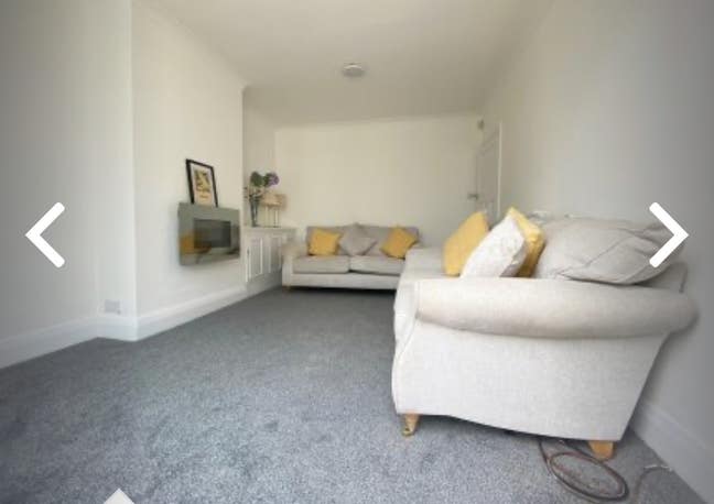 Large room in a prime location  Main Photo