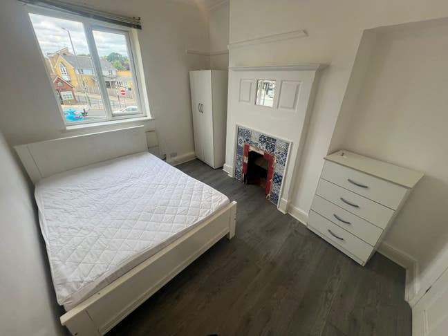 Spacious double room in High Barnet £167pw  Main Photo