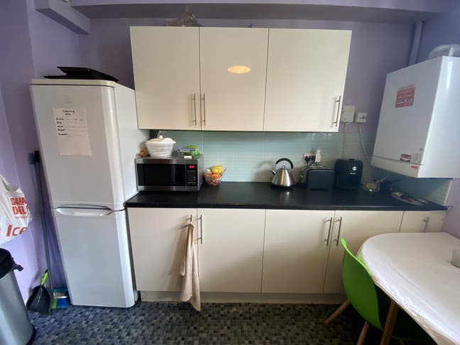 5 Mins Walk to Bethnal Green Tube! Cozy Double! Main Photo