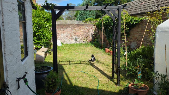 Large furnished dbl room in 3 bedroom houseshare Main Photo