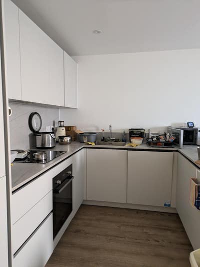 Single Room to Rent in an Well Connected Area  Main Photo