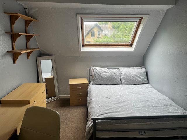 Beautiful Victorian House for Students/Professiona Main Photo