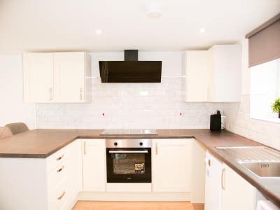 Stylish En-suite Rooms in Telford Town Centre  Main Photo
