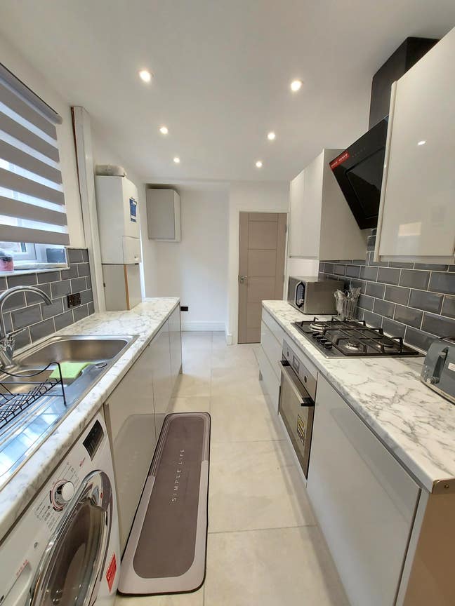 🛏️ Stunning Large Double Room in Chatham Main Photo