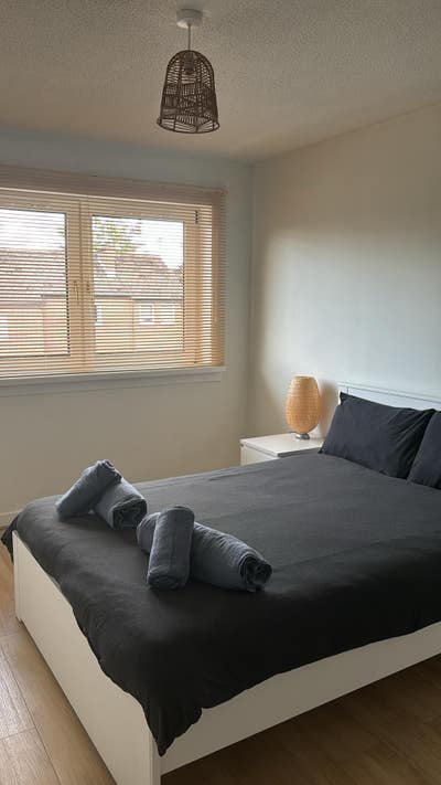 Modern 2 bedroom flat in Glasgow  Main Photo