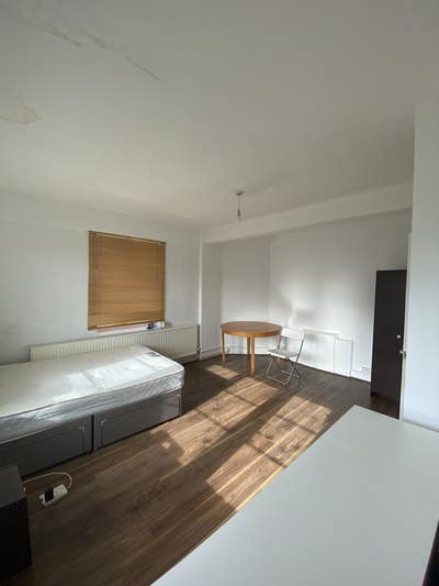 All bills included double near camden town Main Photo