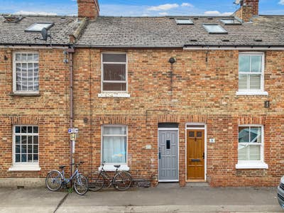 Double Rooms - Denmark St, Cowley - Shared House  Main Photo