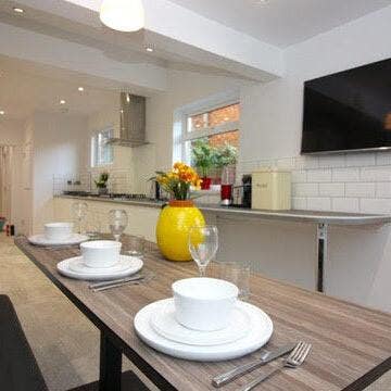 Room to let Town Centre  Main Photo