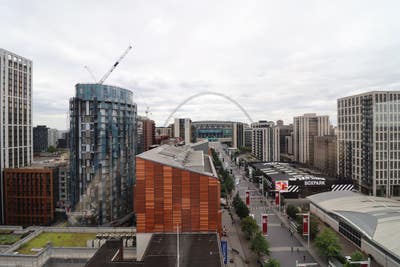 Private Flat with 2 Rooms + Cinema and Gym!! Main Photo