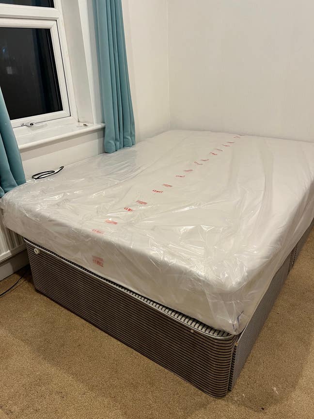 Furnished room in watford Main Photo