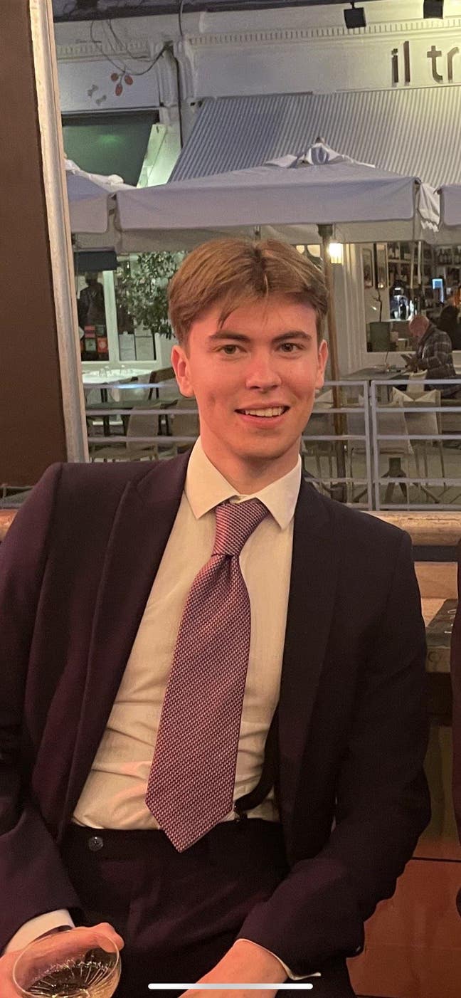 Hi my names Max, I’m a recent university gr... Main Photo