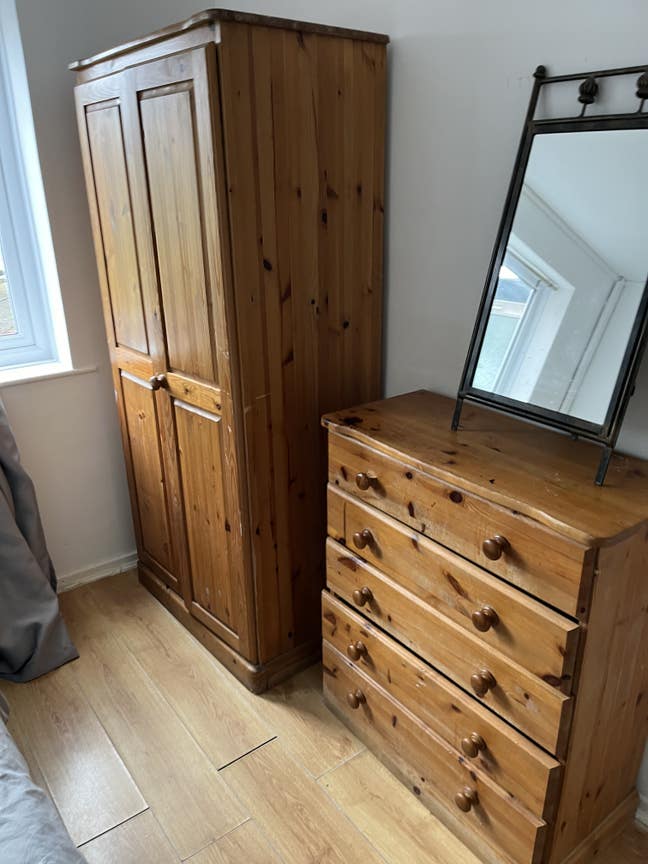 Spacious Furnished Double Room in a 3 B/R  House Main Photo