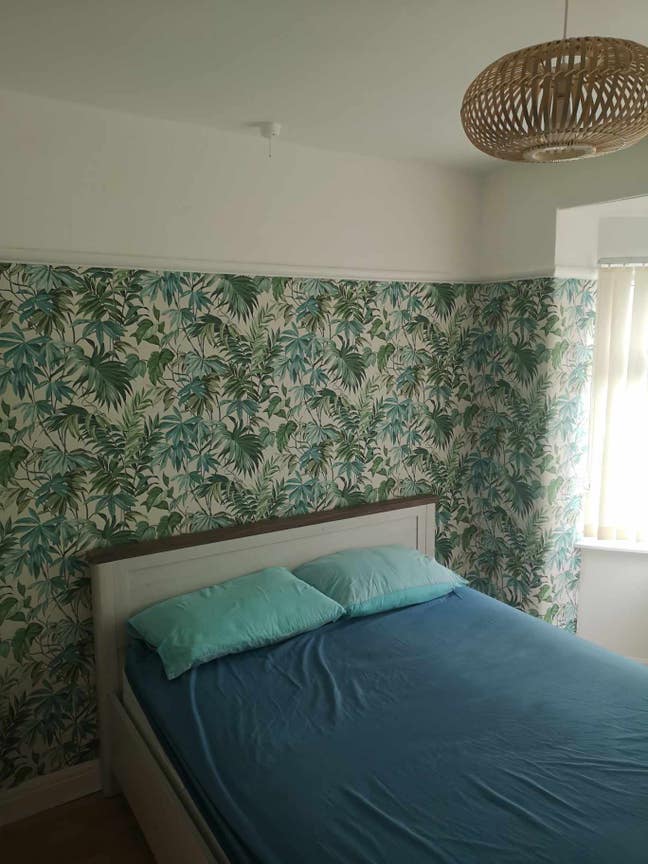 Newly furnished master bedroom in Cheadle! Main Photo