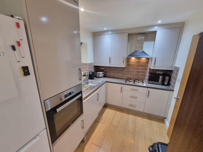 WOW - large double room  Main Photo