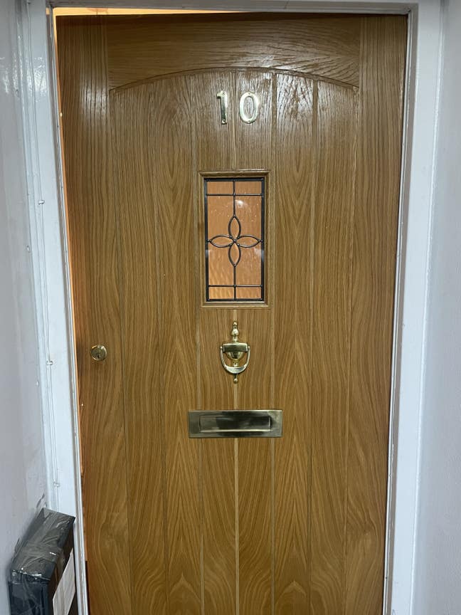Large Double Room with Balcony Main Photo