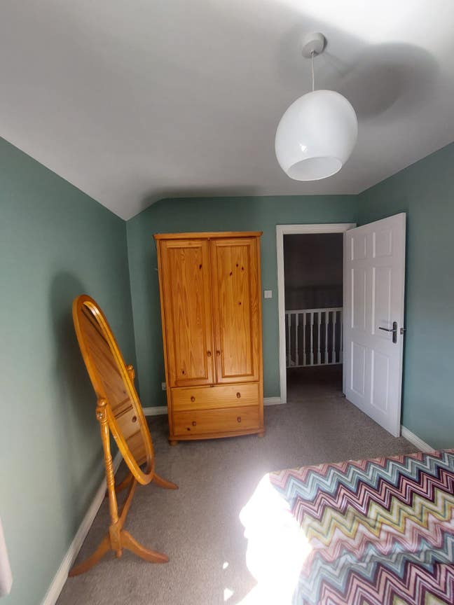 Double room to rent in Sydenham Main Photo