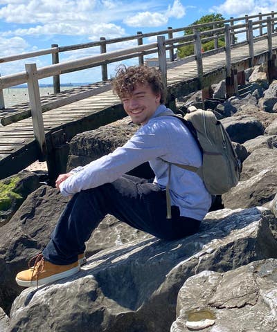 Looking for a room to rent! Main Photo