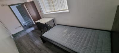 Single En-Suite Room*Dudley*Bills All inc* Main Photo