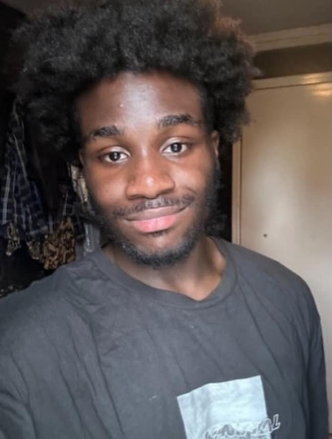 19, professional male, 1 room wanted. Main Photo