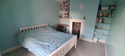 Short term double room available  Main Photo