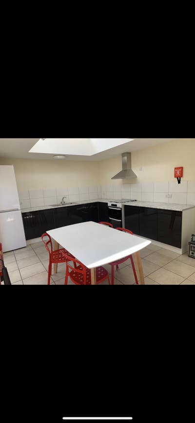 Fully furnished Room opposite Goldsmiths Uni Main Photo