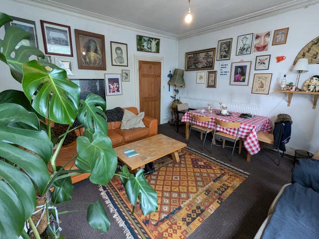 Cosy flat share in central Chorlton Main Photo