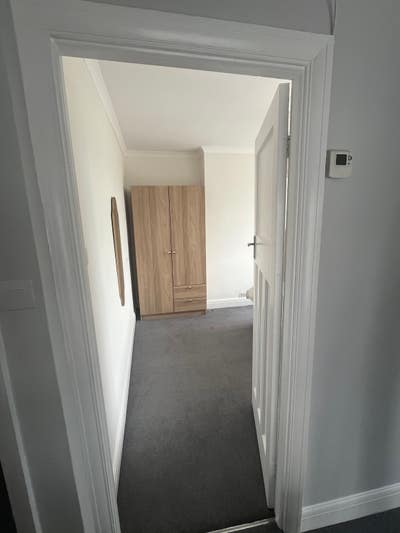 1 double bed available in Hounslow Main Photo