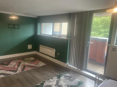 Studio Appartment To Let close to Broad Street Bir Main Photo