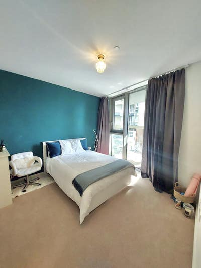 Double bedroom with bathroom - riverside quarter  Main Photo