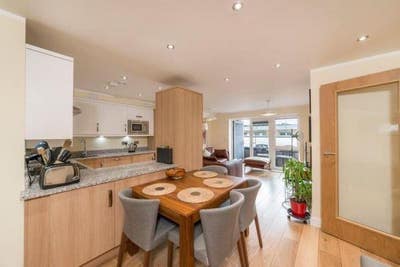 Battersea/Clapham Junction Ensuite King Size Room Main Photo