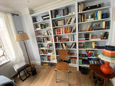 Looking for 1 more housemate! Cutest house (28+) Main Photo