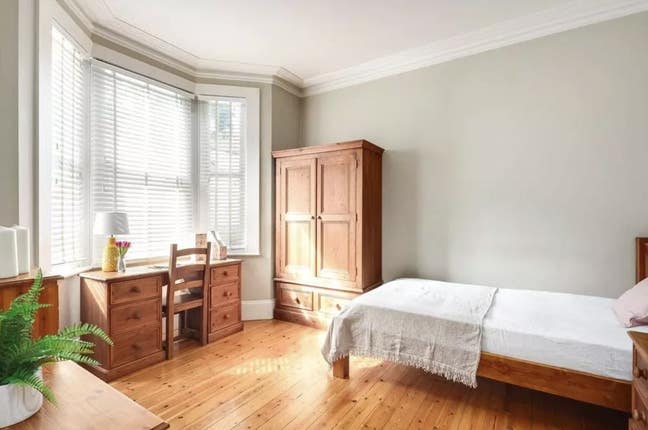 Eleanor Road, Stratford, London E15  Main Photo