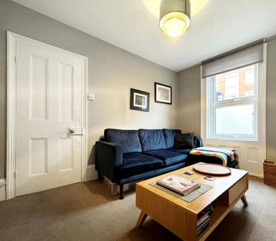 Rooms to rent - terraced house - Central Maidstone Main Photo