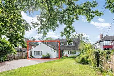 Quiet One-Bed Duplex in OX3 with Parking Main Photo